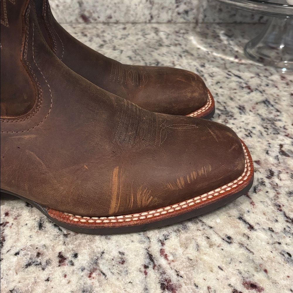 Men’s Ariat 11 EE 10027165 Brown Leather Boots Shoes Work School Casual Dressy - Picture 12 of 17